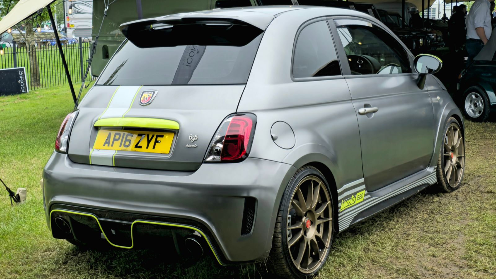 2016 Abarth 695 Biposto