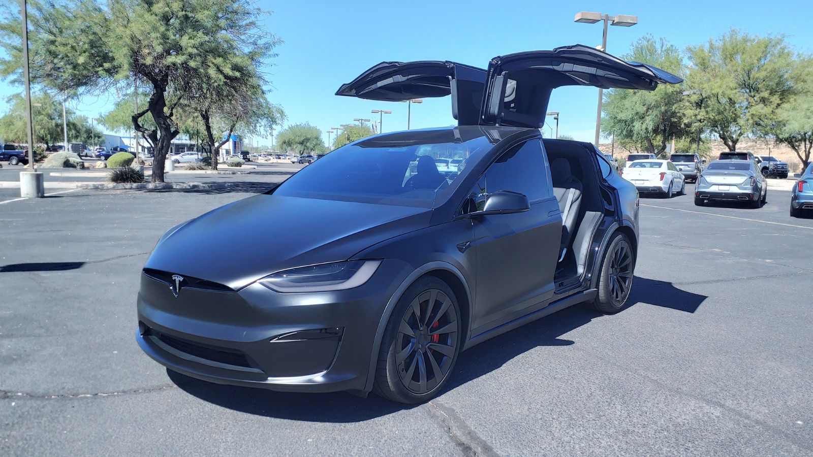 23 Tesla Model X Plaid