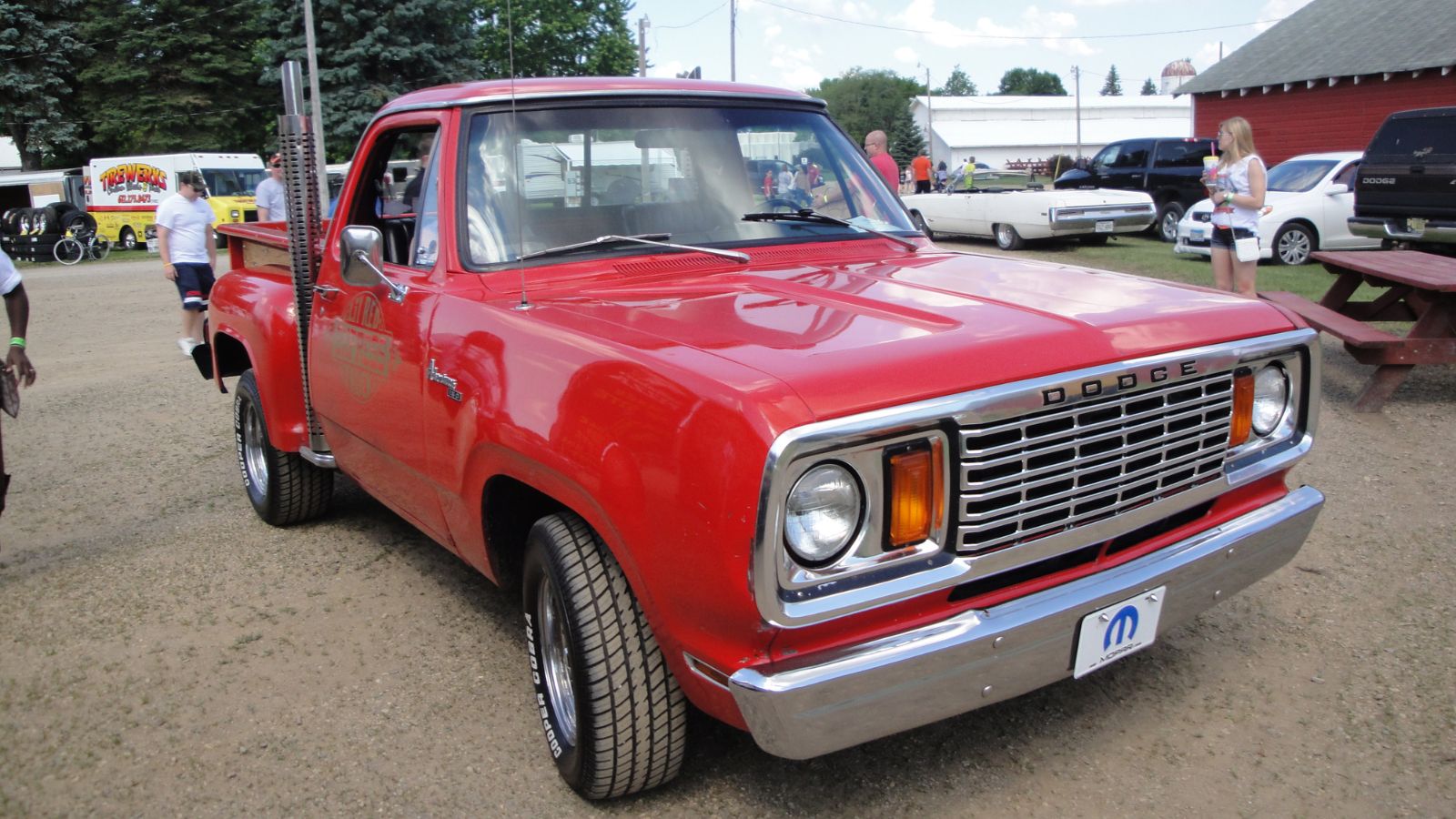78 Dodge Lil' Red Express Pick-Up