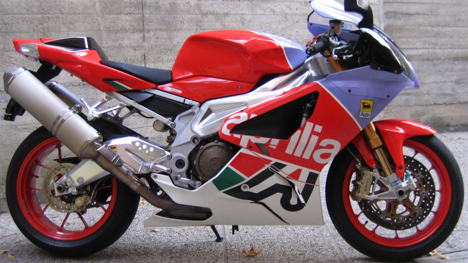 APRILIA RSV 1000 R