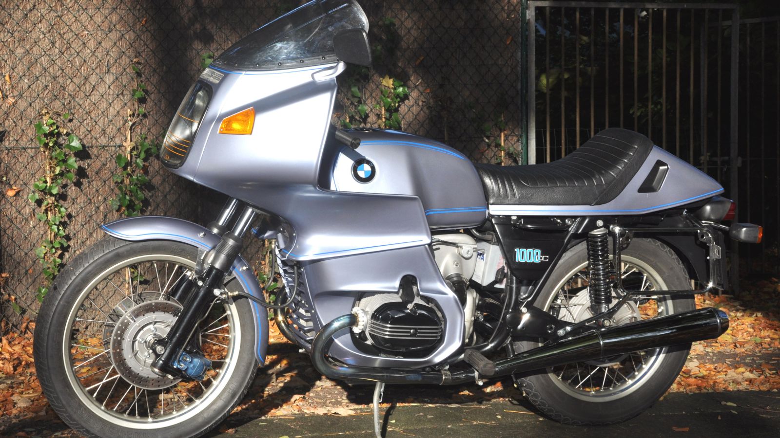 BMW R100RS