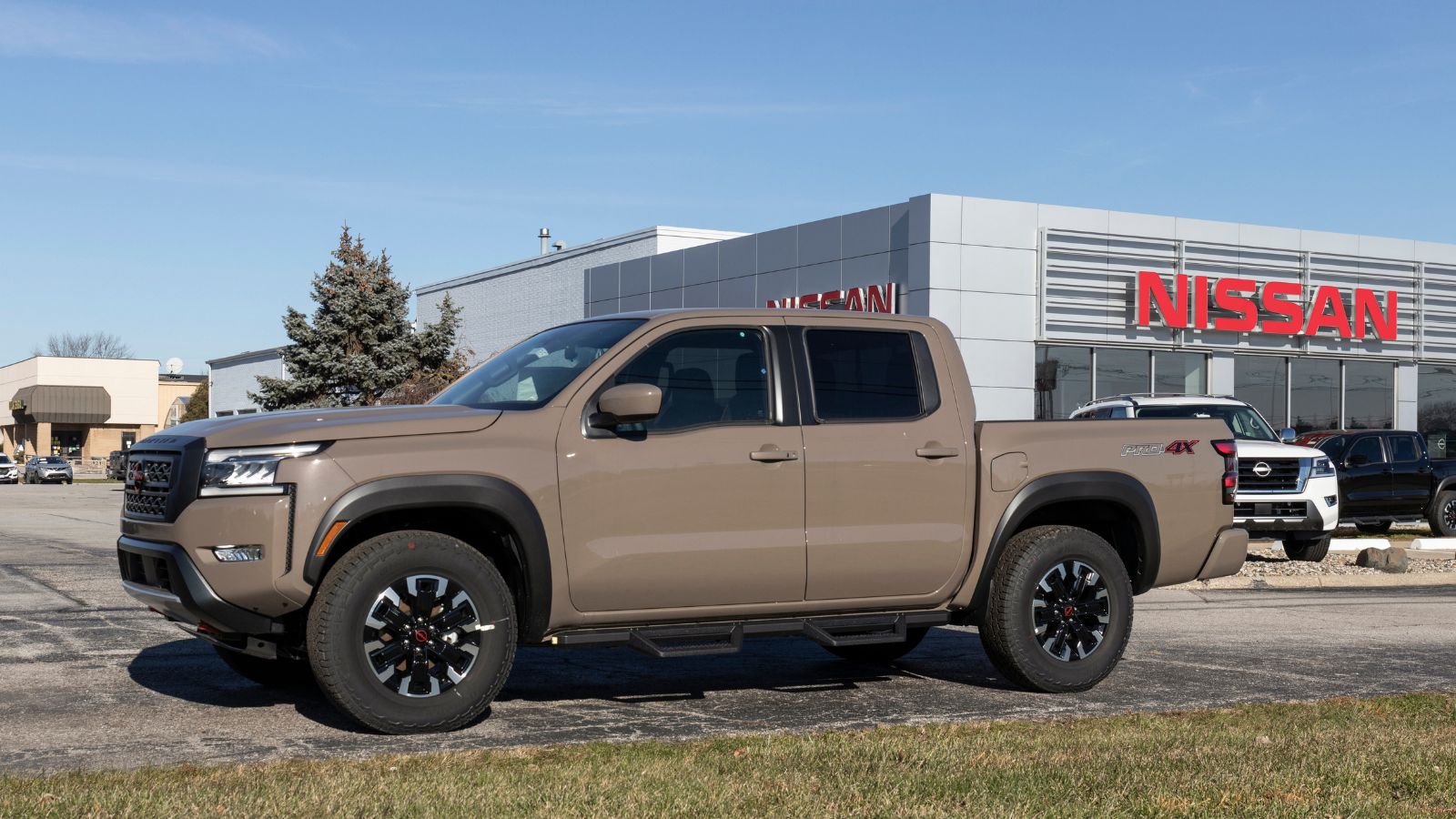 Circa December 2021 Nissan Frontier pickup