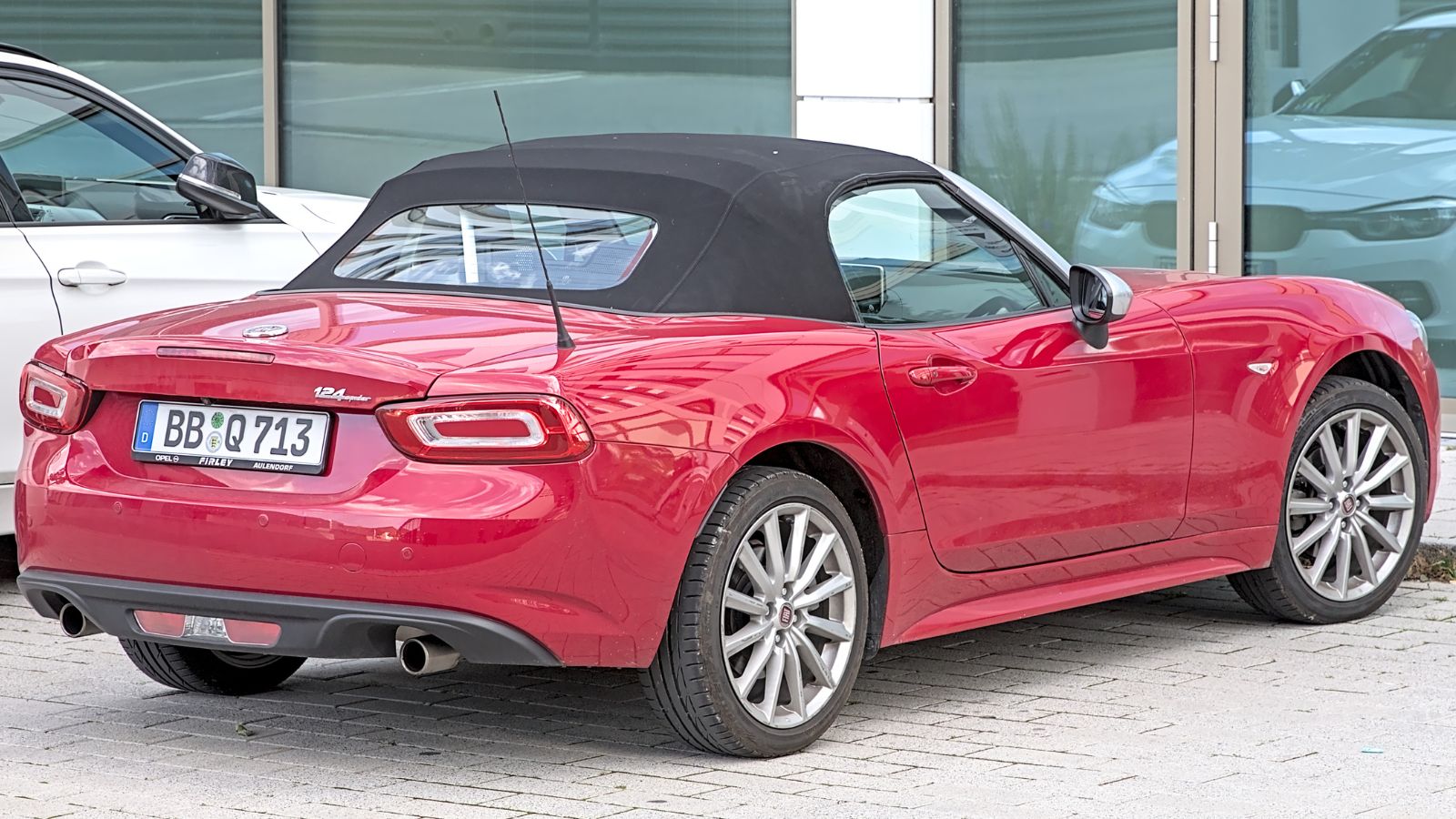 Fiat 124 Spider (2016)