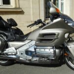 Honda Gold Wing 1800, right view.
