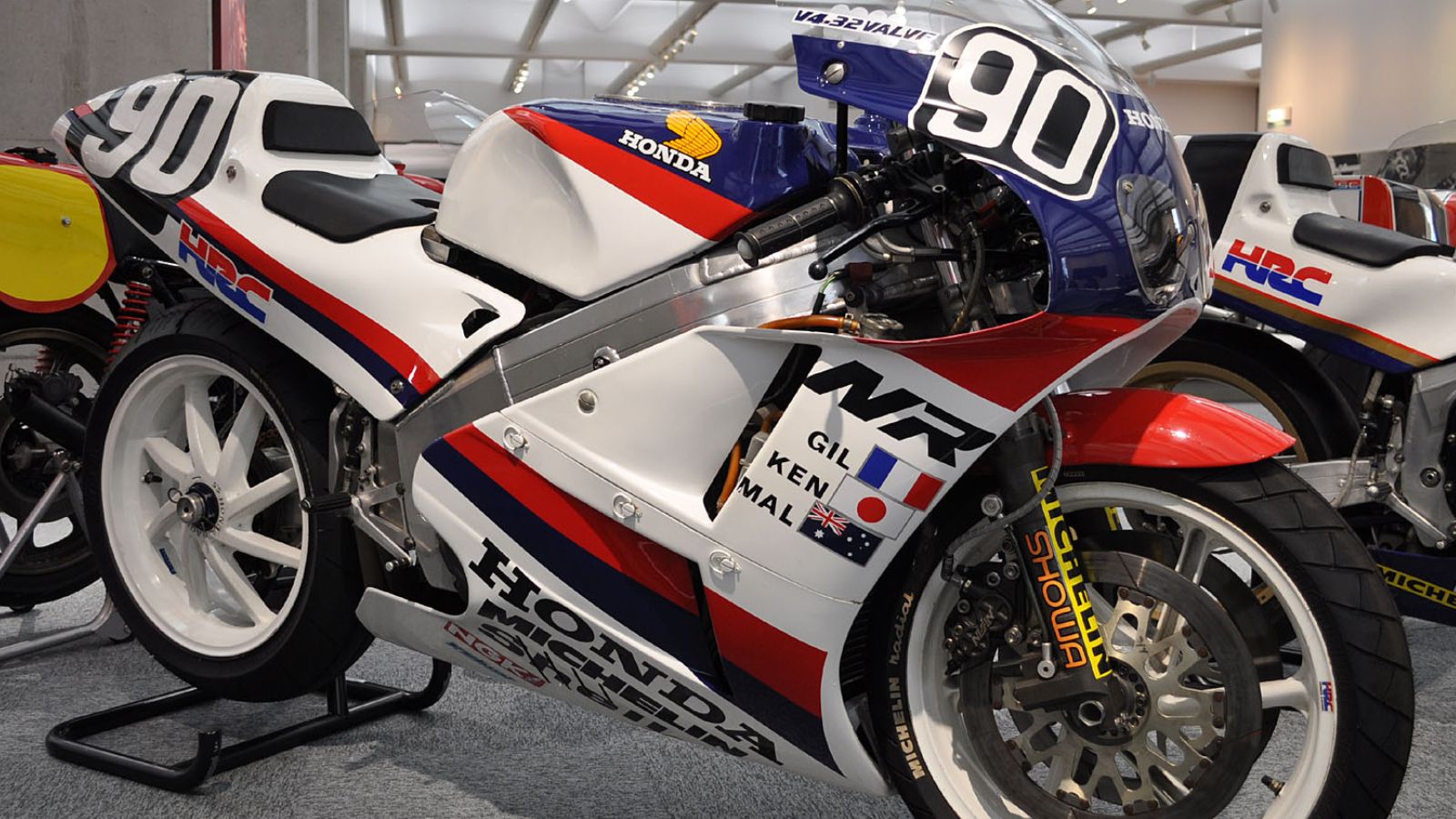 Honda NR750