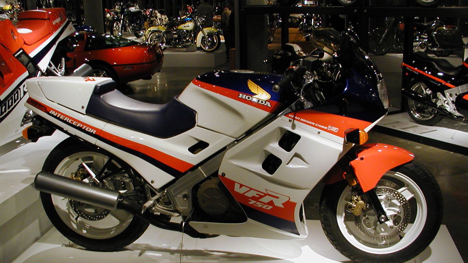 Honda VFR750 Interceptor