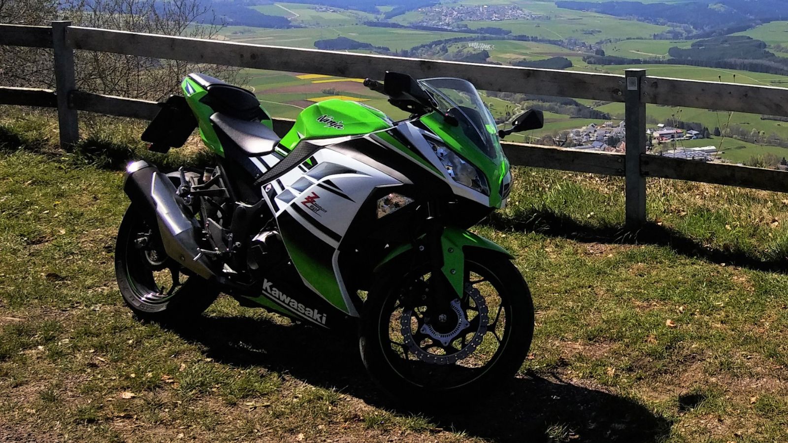 Kawasaki Ninja 300