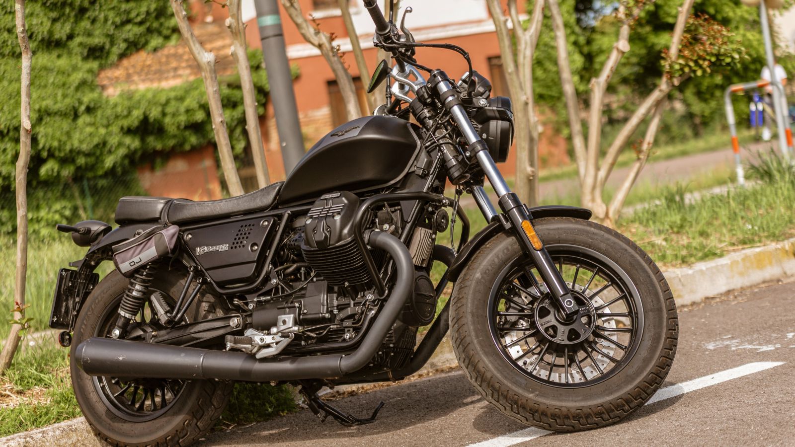 Moto Guzzi V9 Bobber
