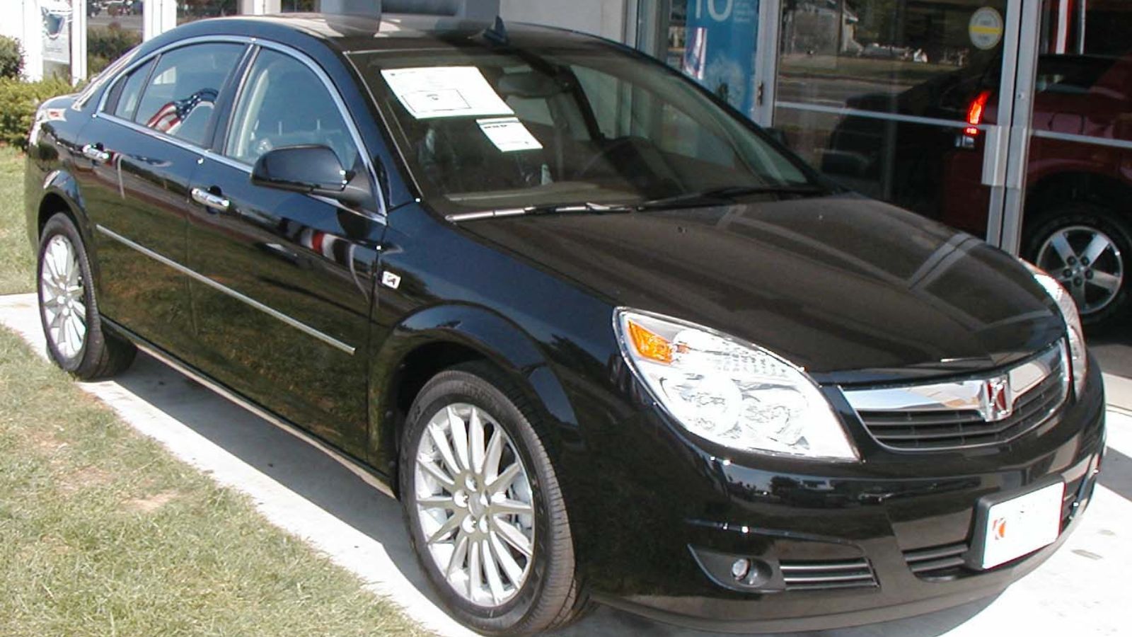 Saturn-Aura-front