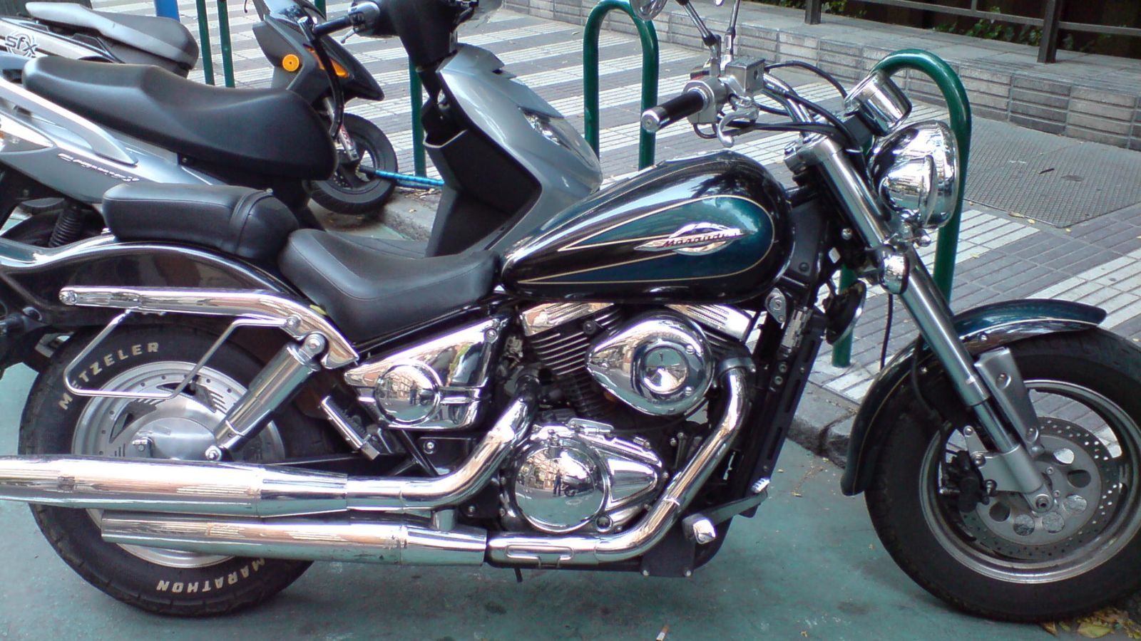 Suzuki VZ 800 Marauder