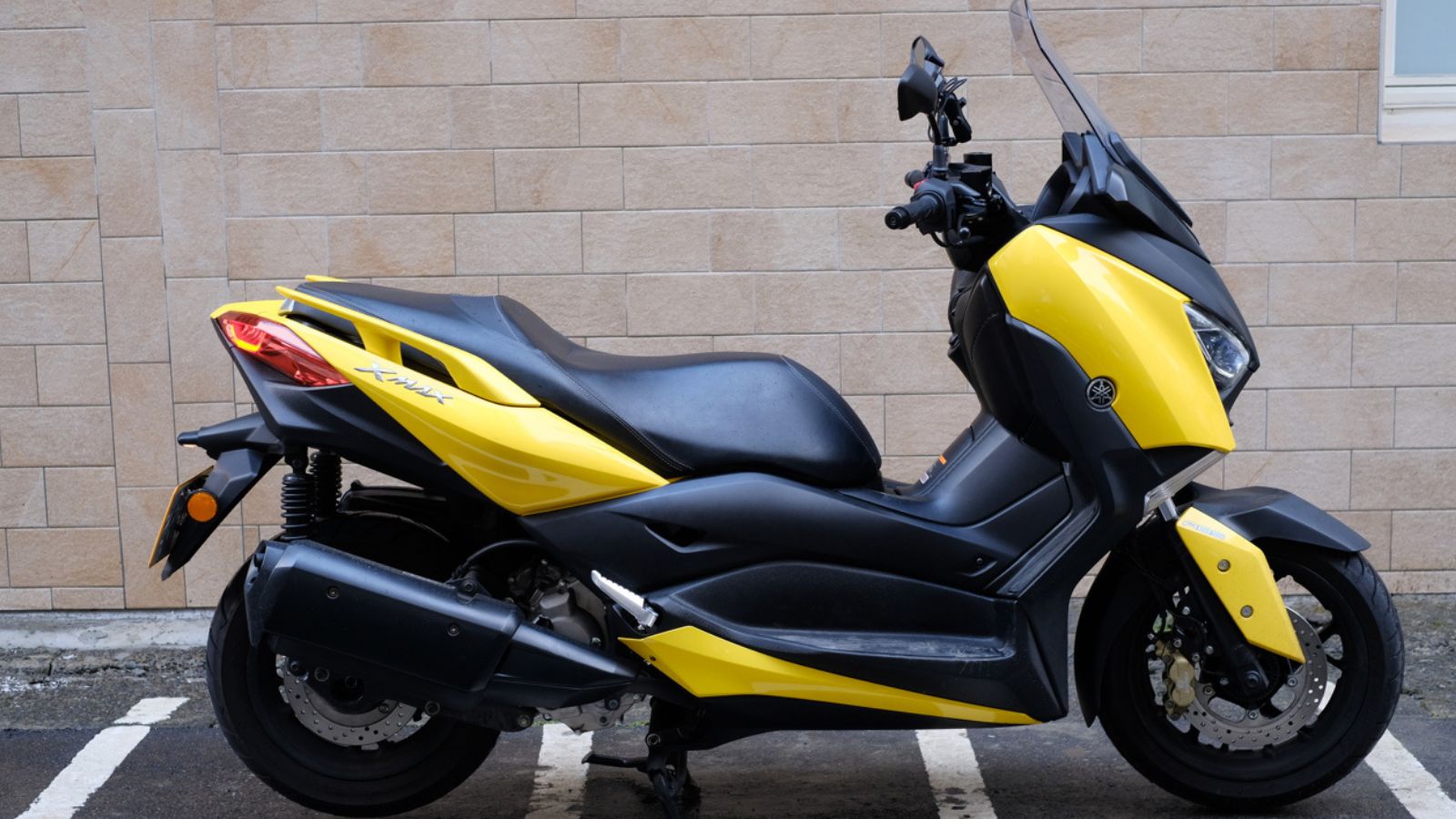 Yamaha XMAX 300