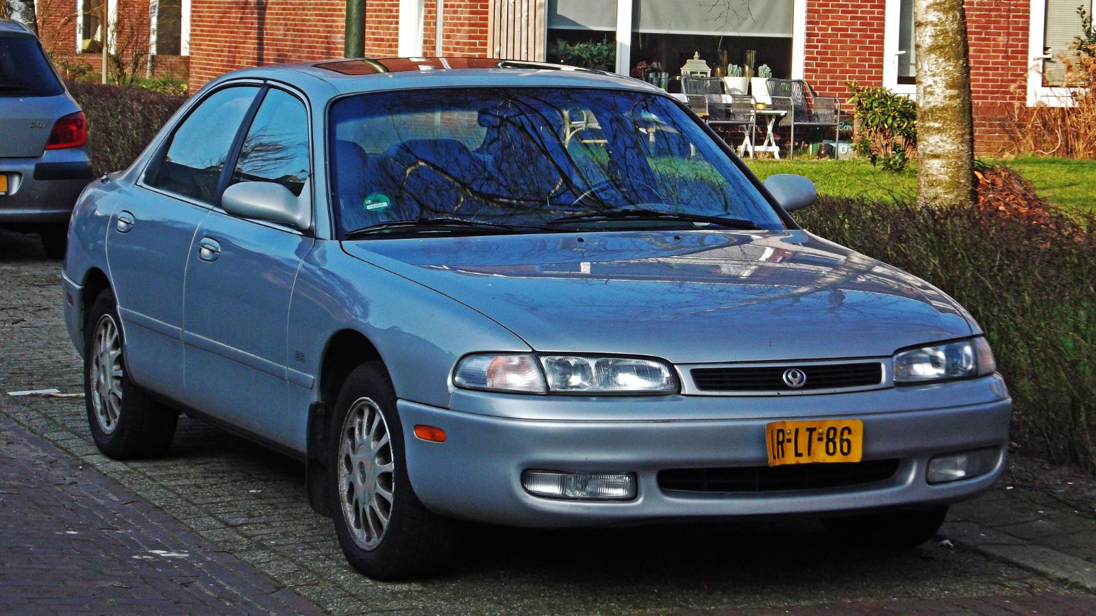 Mazda 626 V6
