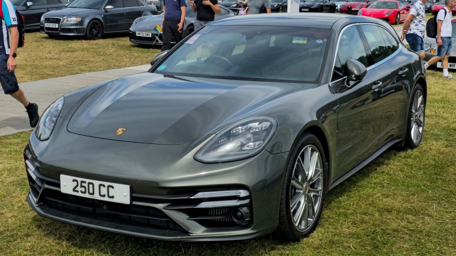 2021 Porsche Panamera ST Turbo S